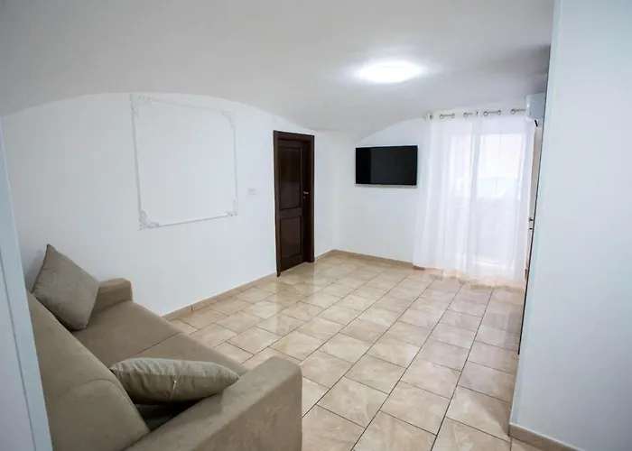 Domus Dei Gemelli 아파트 *