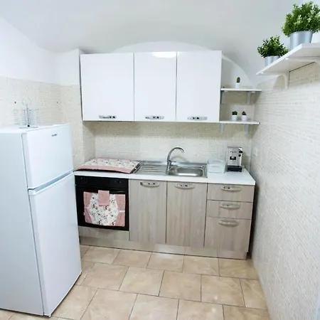 Domus Dei Gemelli Neapol