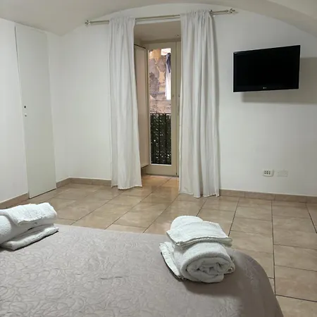 Domus Dei Gemelli * Neapol